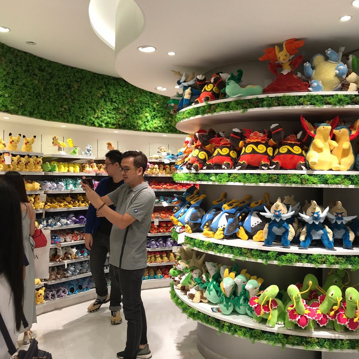 photo1jpg Hướng Dẫn Chi Tiết Về Pokemon Center Singapore